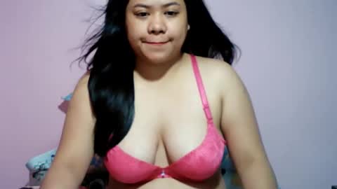 Snapshot of baby_brie chatting on 02/18/26, 05:20 Welcome Guys Glad To See U here My Name is Brie Hope We have Good Time here online show from 02/18/26, 05:20