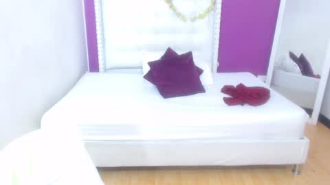 valentina online show from 03/12/25, 12:47