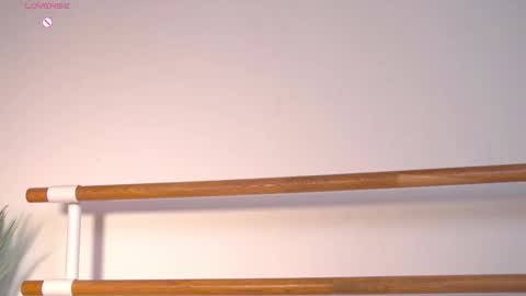 Snapshot of baby_bub chatting on 10/08/25, 06:44 Cristy online show from 10/08/25, 06:44