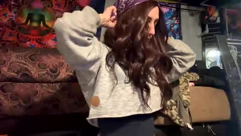 baby buddha  online show from 12/08/24, 01:13