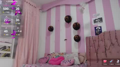 Snapshot of baby_candy22 chatting on 10/31/25, 11:00 zaleya online show from 10/31/25, 11:00