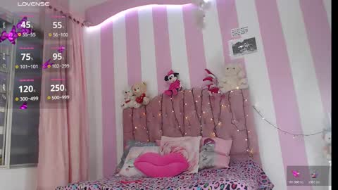 Snapshot of baby_candy22 chatting on 11/28/25, 11:02 zaleya online show from 11/28/25, 11:02