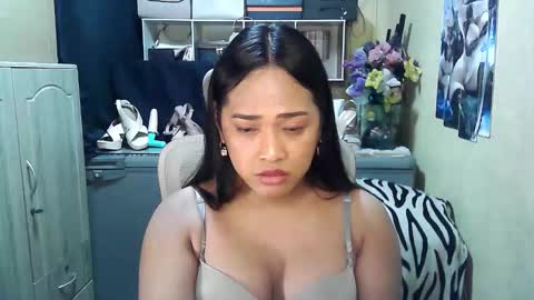 cassandra online show from 11/14/25, 06:06