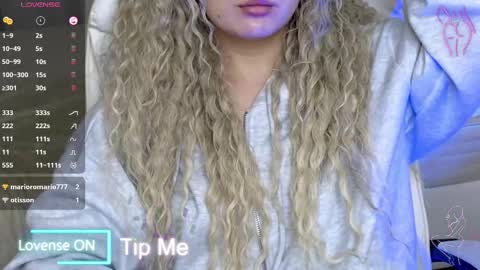 Snapshot of baby_debbie chatting on 02/26/25, 11:37 Debora online show from 02/26/25, 11:37