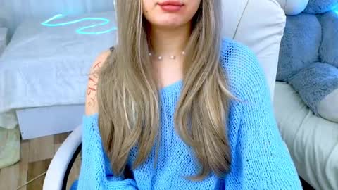 Snapshot of baby_debbie chatting on 03/09/25, 12:31 Debora online show from 03/09/25, 12:31