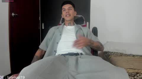 Snapshot of baby_gio chatting on 04/05/26, 05:54 OF GxoXabs online show from 04/05/26, 05:54