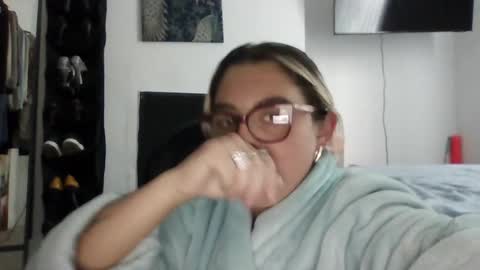 Snapshot of baby_girls2224 chatting on 04/22/26, 06:42 baby_girls2224 online show from 04/22/26, 06:42