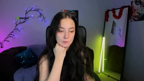 Snapshot of baby_hotte chatting on 12/01/25, 06:40 baby online show from 12/01/25, 06:40