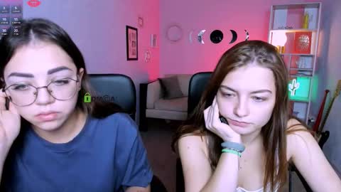 Snapshot of baby_hotte chatting on 12/16/25, 09:03 baby online show from 12/16/25, 09:03