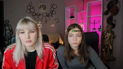 Snapshot of baby_hotte chatting on 12/17/25, 06:41 baby online show from 12/17/25, 06:41