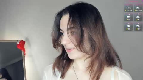 Snapshot of baby_is_ready chatting on 10/19/25, 07:09 Emily online show from 10/19/25, 07:09