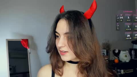 Snapshot of baby_is_ready chatting on 10/30/25, 07:21 Emily online show from 10/30/25, 07:21