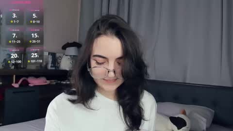 Snapshot of baby_is_ready chatting on 11/22/25, 07:07 Emily online show from 11/22/25, 07:07