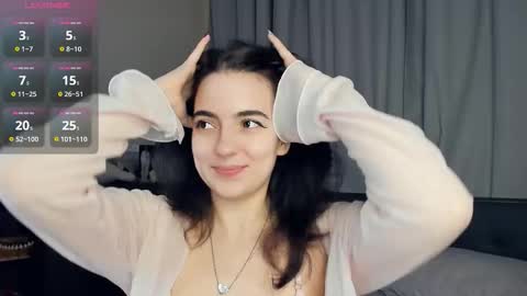 Snapshot of baby_is_ready chatting on 11/28/25, 07:22 Emily online show from 11/28/25, 07:22