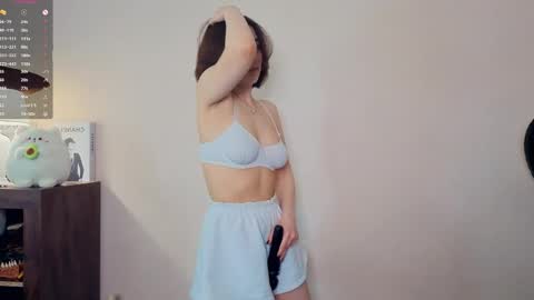 Snapshot of baby_is_ready chatting on 05/06/26, 07:35 Emily online show from 05/06/26, 07:35