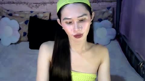 Snapshot of baby_kia69 chatting on 01/16/25, 03:02 KIA online show from 01/16/25, 03:02