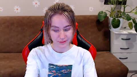 baby_kitte online show from 03/03/25, 04:46