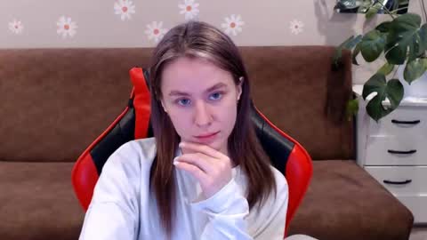 baby_kitte online show from 03/11/25, 04:43