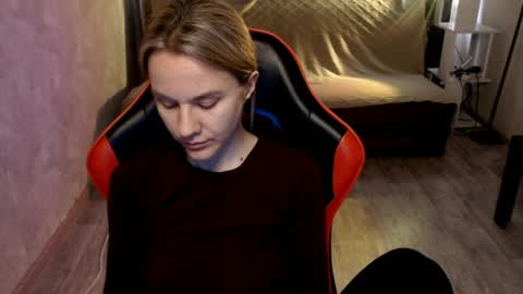 Snapshot of baby_kitte chatting on 04/05/26, 06:32 baby_kitte online show from 04/05/26, 06:32