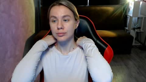 Snapshot of baby_kitte chatting on 04/06/26, 04:46 baby_kitte online show from 04/06/26, 04:46