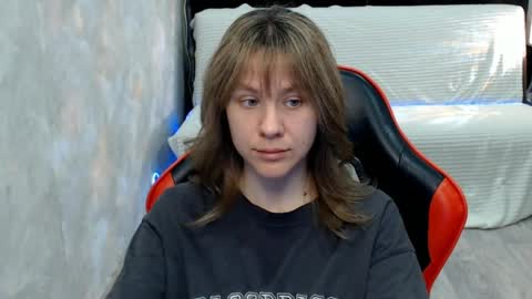 baby_kitte online show from 05/18/26, 03:24