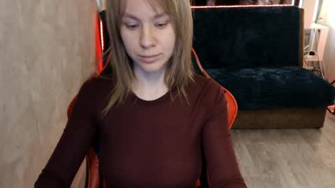 Snapshot of baby_kitte chatting on 06/07/26, 02:16 baby_kitte online show from 06/07/26, 02:16