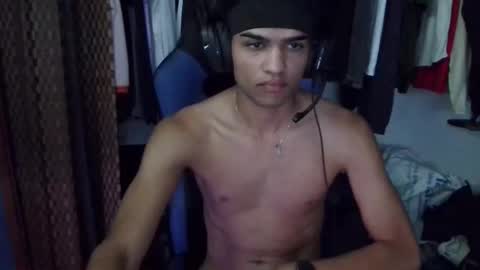 Snapshot of baby_mooonx chatting on 04/01/26, 02:25 adrian online show from 04/01/26, 02:25
