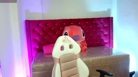 Nico online show from 05/01/26, 10:42