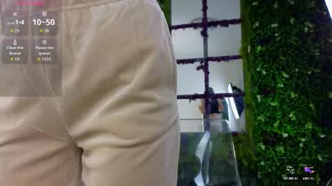 Baby Nico online show from 10/13/25, 05:13