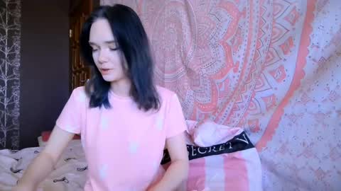 Snapshot of baby_onface chatting on 04/17/26, 08:50 Alice online show from 04/17/26, 08:50