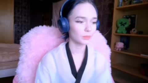 Snapshot of baby_onface chatting on 05/10/26, 07:02 Alice online show from 05/10/26, 07:02