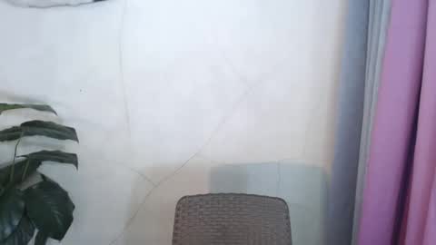 Snapshot of babyamandaxx chatting on 12/22/25, 02:19 AMANDA online show from 12/22/25, 02:19