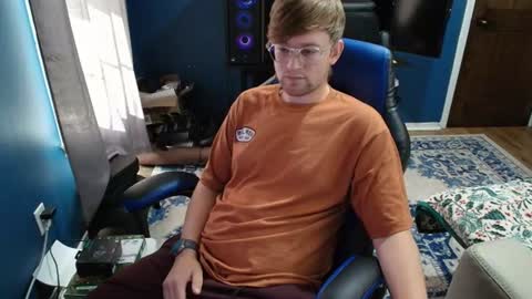 Snapshot of babyb0ydavey chatting on 07/15/26, 02:22 Davey online show from 07/15/26, 02:22