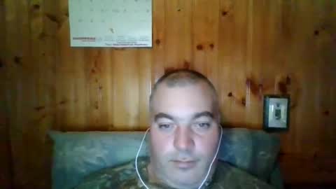 Snapshot of babybaby83 chatting on 12/06/24, 01:51 Darren online show from 12/06/24, 01:51