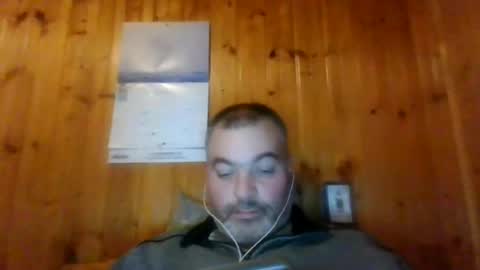 Snapshot of babybaby83 chatting on 01/05/25, 08:10 Darren online show from 01/05/25, 08:10