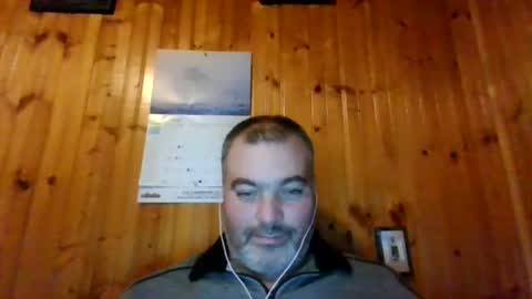 Snapshot of babybaby83 chatting on 01/06/25, 03:31 Darren online show from 01/06/25, 03:31