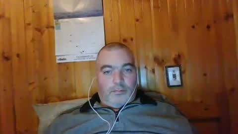 Snapshot of babybaby83 chatting on 01/08/25, 03:29 Darren online show from 01/08/25, 03:29