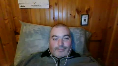 Snapshot of babybaby83 chatting on 01/11/25, 11:46 Darren online show from 01/11/25, 11:46