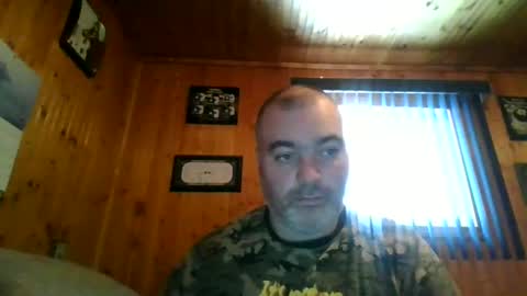 Snapshot of babybaby83 chatting on 01/13/25, 05:44 Darren online show from 01/13/25, 05:44