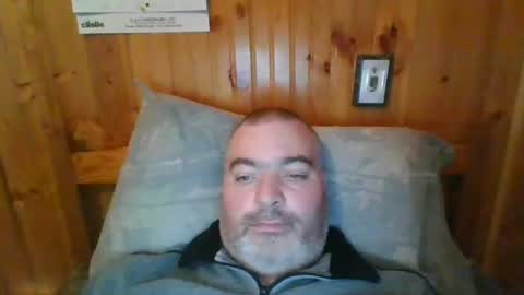 Snapshot of babybaby83 chatting on 01/19/25, 04:25 Darren online show from 01/19/25, 04:25