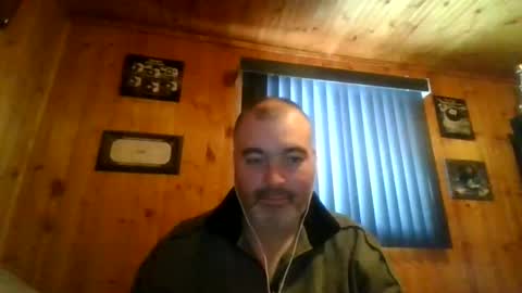 Snapshot of babybaby83 chatting on 01/21/25, 05:51 Darren online show from 01/21/25, 05:51