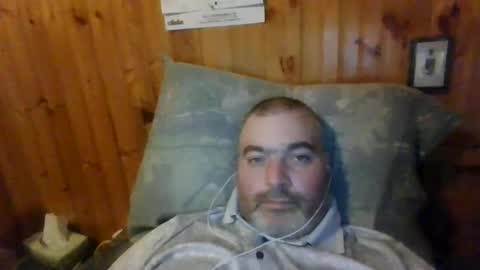 Snapshot of babybaby83 chatting on 01/22/25, 02:37 Darren online show from 01/22/25, 02:37