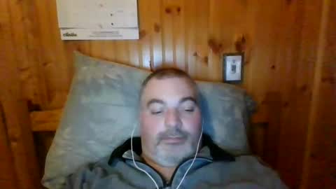 Snapshot of babybaby83 chatting on 02/02/25, 03:32 Darren online show from 02/02/25, 03:32