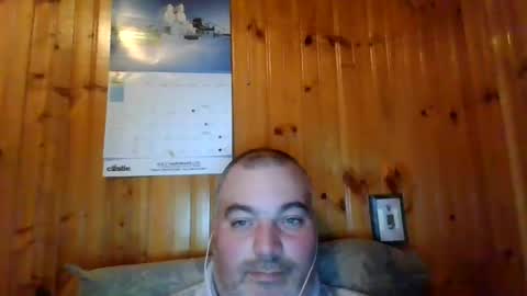 Snapshot of babybaby83 chatting on 03/12/25, 10:07 Darren online show from 03/12/25, 10:07