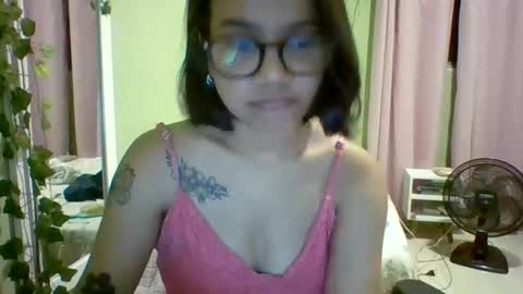 babybeelee online show from 12/19/25, 01:45