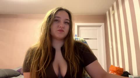 Snapshot of babyblissxx chatting on 05/29/26, 10:52 Katerina online show from 05/29/26, 10:52