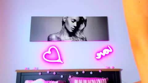 Snapshot of babybluesin chatting on 03/13/26, 01:51 Aisha online show from 03/13/26, 01:51