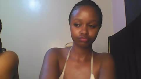 Snapshot of babybrown20 chatting on 06/27/26, 03:28 babybrown online show from 06/27/26, 03:28