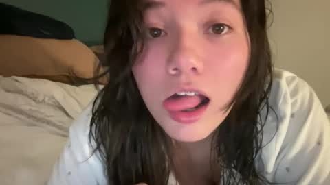 Snapshot of babybunnny chatting on 03/09/26, 07:01 ava online show from 03/09/26, 07:01