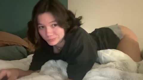 Snapshot of babybunnny chatting on 04/02/26, 06:44 ava online show from 04/02/26, 06:44